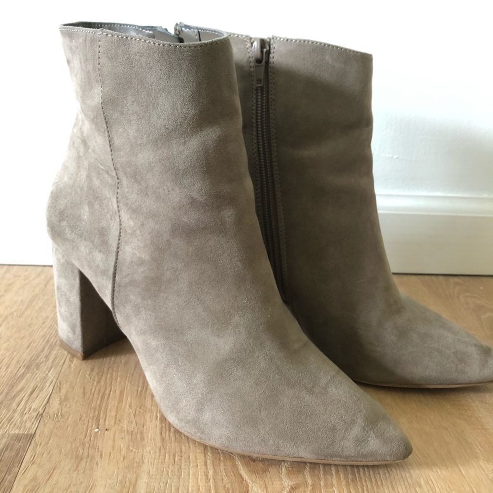 Steve Madden Taupe Suede Bootie